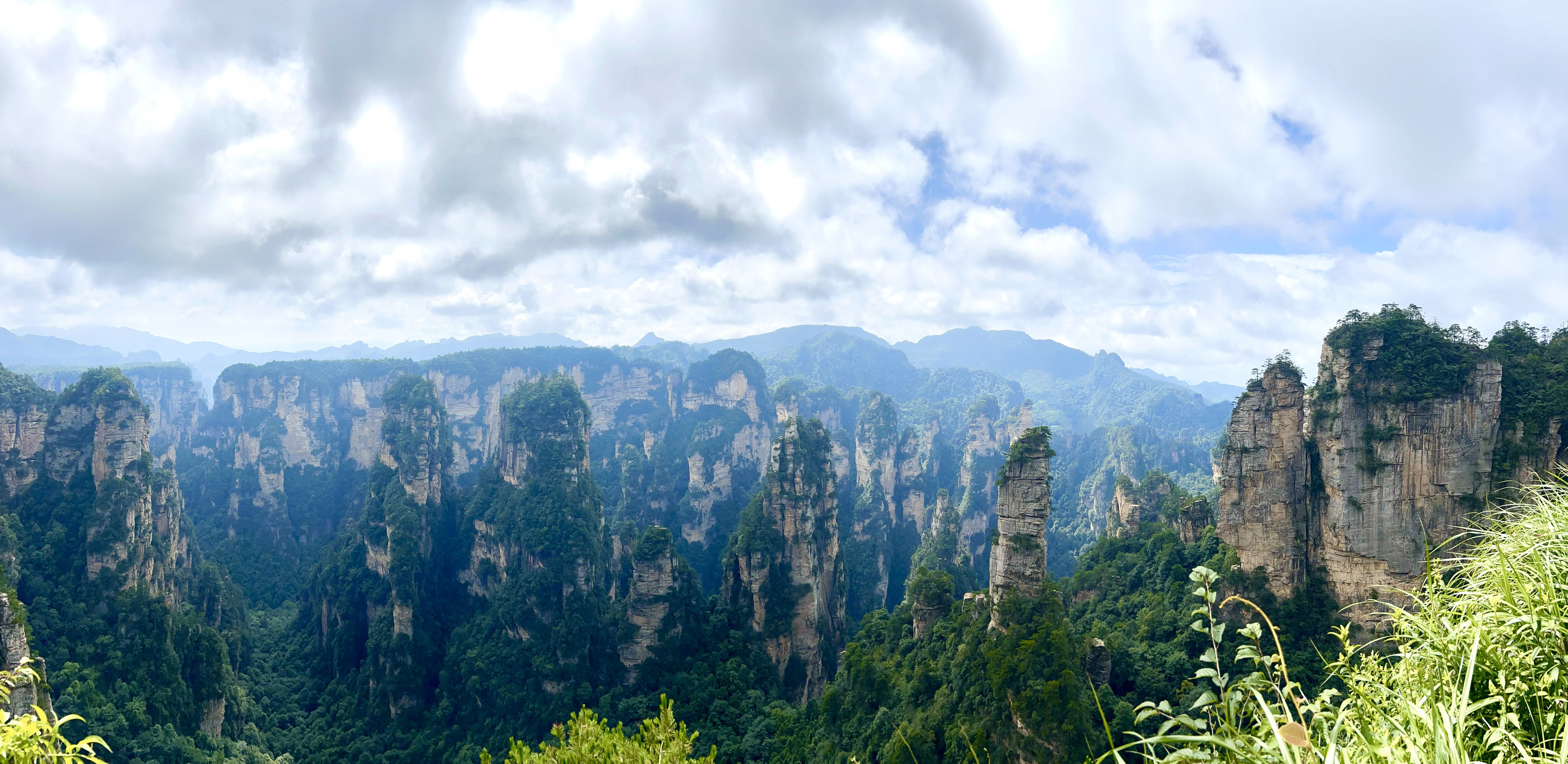 张家界奇峰景观 (二)  Zhangjiajie Mountain View